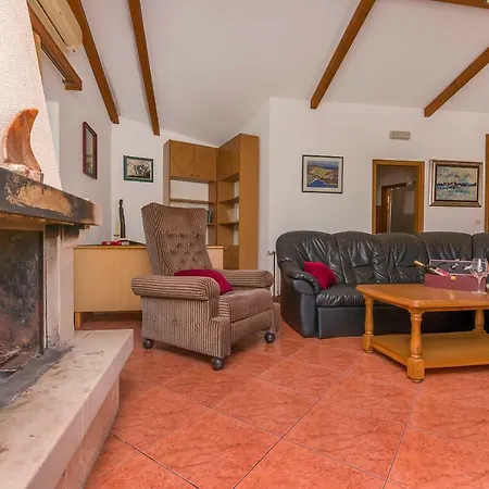 Holiday home House Ned *